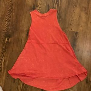 Relaxed tank